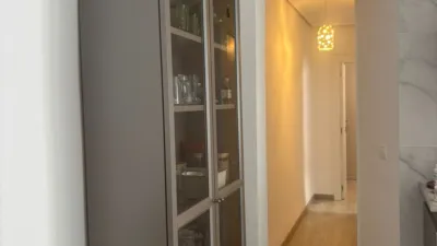 Apartment on Pedro Monsoriu Street photo 18