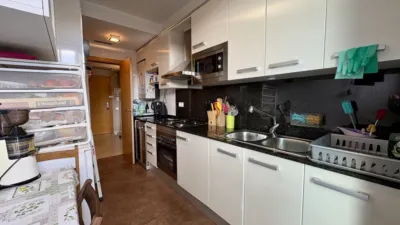 Piso en venta en Carrer de Santa Eulàlia, cerca de Carrer de Justa Goicoechea, Santa Eulàlia (L'Hospitalet de Llobregat) de 373.500 €