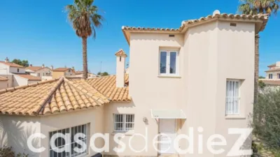 Detached house in Carrer de Murillo, 19 photo 9