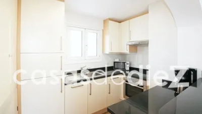 Apartment on Vermeer Street photo 8