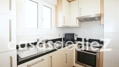Apartment on Vermeer Street photo 9