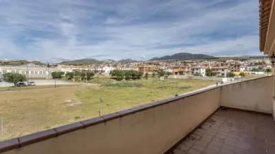 Detached house on Calle Mariana Pineda photo 32
