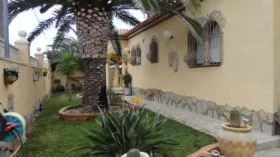 Semi-detached chalet on the Barcelona to Cadiz Road photo 13