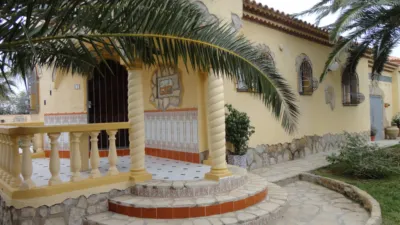 Semi-detached chalet on the Barcelona to Cadiz Road photo 14