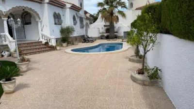 Chalet on the Barcelona to Cadiz Road photo 2