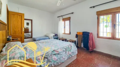 Apartment on Calle del Pez photo 11