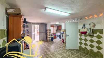 Apartment on Calle del Pez photo 20