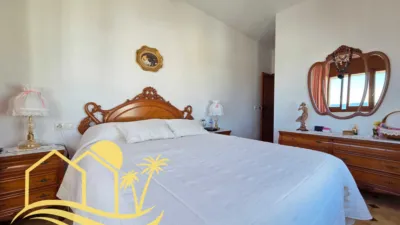 Single-family home on Calle de la Cañada Aguilar photo 12