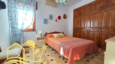 Single-family home on Calle de la Cañada Aguilar photo 15