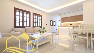Duplex on Avenida de Juan Sebastián Elcano photo 3