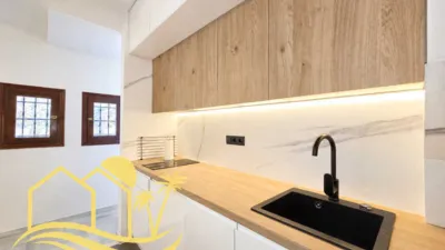 Duplex on Avenida de Juan Sebastián Elcano photo 6