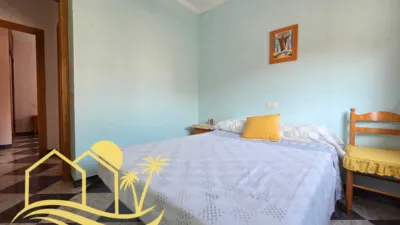 Apartment on Pi i Margall Street photo 11