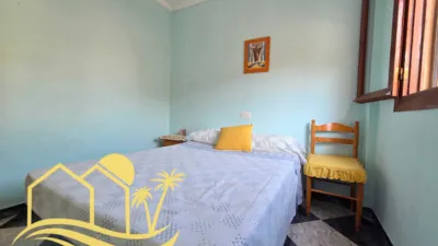 Apartment on Pi i Margall Street photo 10