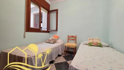 Apartment on Pi i Margall Street photo 12