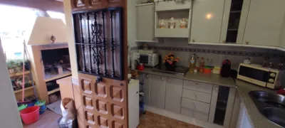 Rustic chalet on Avenida de la Reina Sofía photo 5