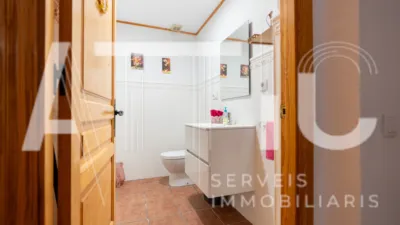 House on Carrer de Santander photo 59