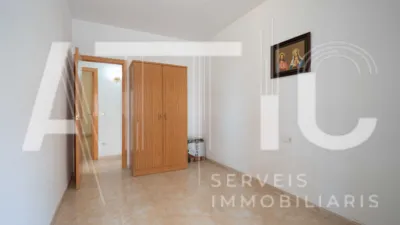 Flat on Carrer de Constantí photo 16