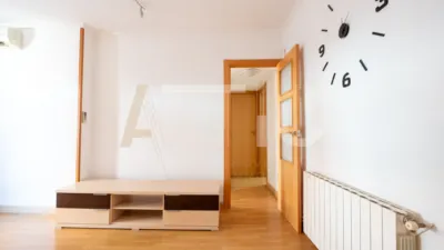 Flat on Carrer dels Alps photo 11