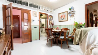 Apartment on Carrer de Lusitània photo 9