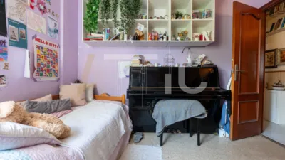Apartment on Carrer de Lusitània photo 48