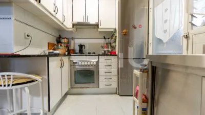 Apartment on Carrer de Lusitània photo 2