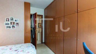 Apartment on Carrer de Lusitània photo 41