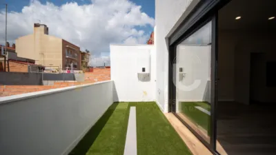 Casa en Carrer de Salvador Seguí photo 26