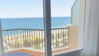 Piso en alquiler en Las Gaviotas-Carvajal, Las Gaviotas-Carvajal (Fuengirola) de 280 €<span>/día</span>
