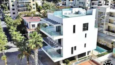 Duplex penthouse at Carrer de Parcel·les, 4 photo 9