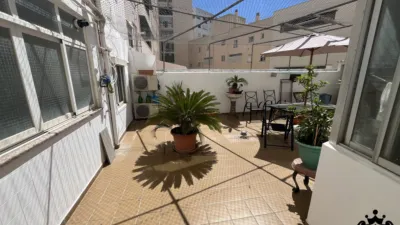 Apartment on Carrer de Gabriel Maura photo 9