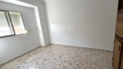 Piso en calle del Maestro Albéniz photo 9