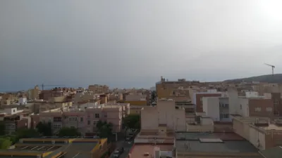 Habitación en alquiler en los Ángeles-Cruz de Caravaca-Piedras Redondas, Los Ángeles-Cruz de Caravaca-Piedras Redondas (Almería Capital) de 275 €<span>/mes</span>