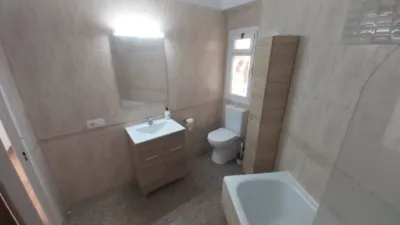 Habitación en alquiler en los Ángeles-Cruz de Caravaca-Piedras Redondas, Los Ángeles-Cruz de Caravaca-Piedras Redondas (Almería Capital) de 275 €<span>/mes</span>