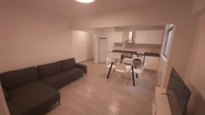 Habitación en alquiler en Oliveros-Altamira-Barrio Alto, Oliveros-Altamira-Barrio Alto (Almería Capital) de 300 €<span>/mes</span>