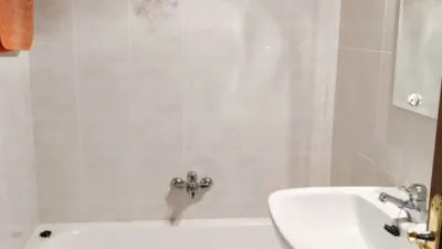 Piso en alquiler en Camino de la Ropa, Medina de Pomar de 500 €<span>/mes</span>