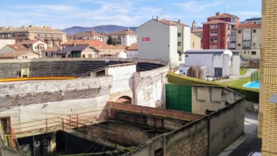 Piso en alquiler en Camino de la Ropa, Medina de Pomar de 500 €<span>/mes</span>