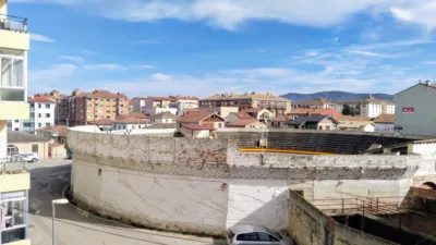 Piso en alquiler en Camino de la Ropa, Medina de Pomar de 500 €<span>/mes</span>