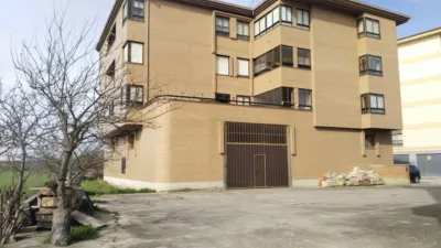 Piso en alquiler en Camino de la Ropa, Medina de Pomar de 500 €<span>/mes</span>