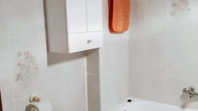 Piso en alquiler en Camino de la Ropa, Medina de Pomar de 500 €<span>/mes</span>