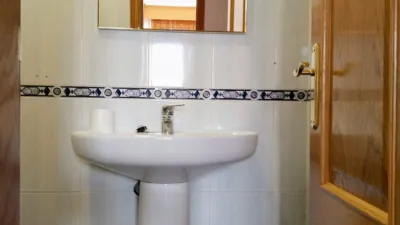 Apartment in Camino de Villalonquejar photo 44