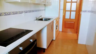 Apartment in Camino de Villalonquejar photo 6