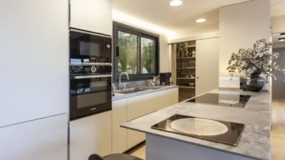 Piso en venta en Plaza del Funicular, 2, Antiguo Ondarreta (San Sebastián - Donostia) de 1.850.000 €