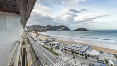 Piso en venta en Mirakontxa Pasealekua, 6, Miraconcha (San Sebastián - Donostia) de 3.000.000 €