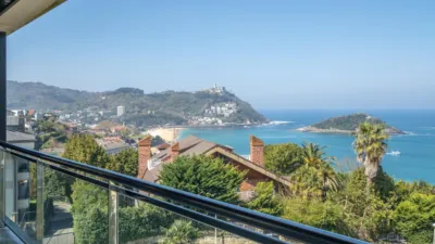 Piso en venta en Calzada de Aldapeta, 51, Miraconcha (San Sebastián - Donostia) de 2.090.000 €