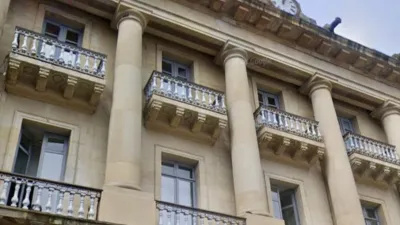 Piso en venta en Plaza de la Constitución, 15, Parte Vieja-Alde Zaharra (San Sebastián - Donostia) de 780.000 €
