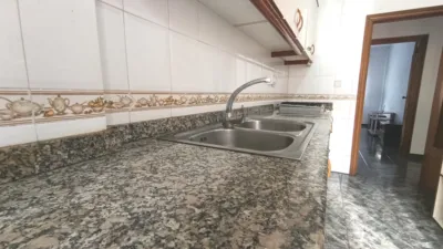 Apartment for sale on Carrer de Vicente Mascaros photo 11
