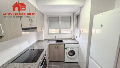 Piso en venta en Plaça de Prim, Santa Bàrbara de 89.500 €