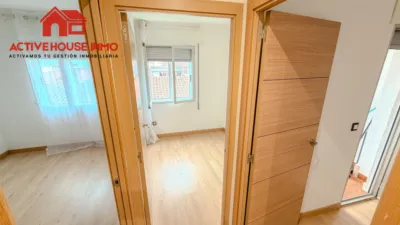 Piso en venta en Plaça de Prim, Santa Bàrbara de 89.500 €