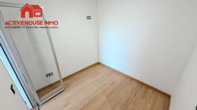 Piso en venta en Plaça de Prim, Santa Bàrbara de 89.500 €