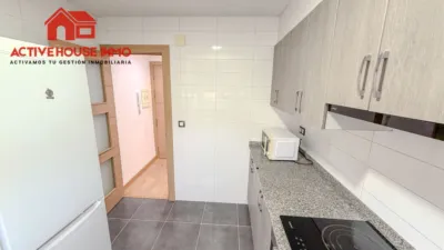 Piso en venta en Plaça de Prim, Santa Bàrbara de 89.500 €